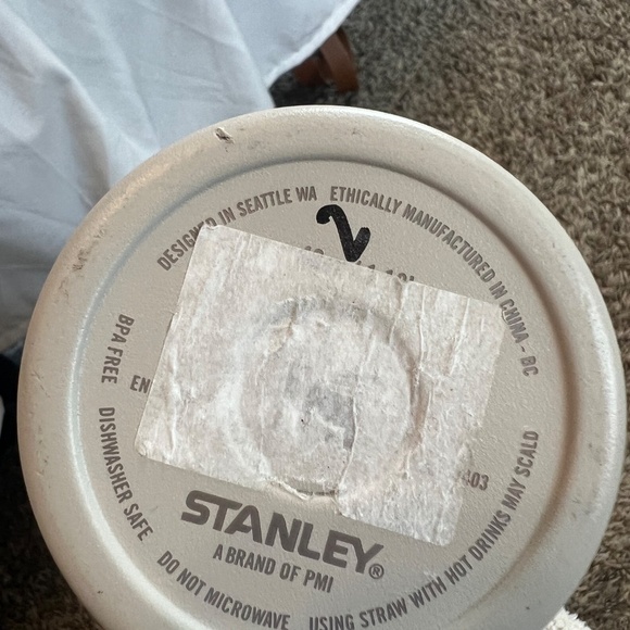 Stanley 1913 Thirst Quencher H2.O flowstate travel tumbler 40 oz Dune Matte - Picture 5 of 5